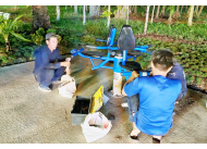 Đá đùi ngoài trời - Máy đá chân ngoài trời, tăng cường sức mạnh cơ chân, cơ đùi trước