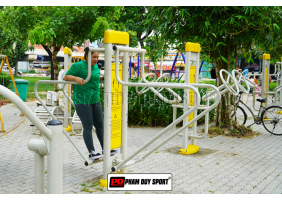 Thiết bị công viên